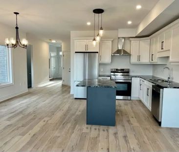 For Lease - 12 Spring Crest Way, Thorold, Ontario - Photo 2