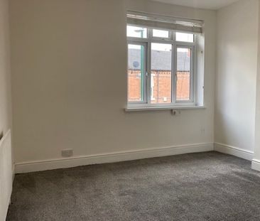 2 Bed Terraced House, Mafeking Street, NG2 - Photo 6