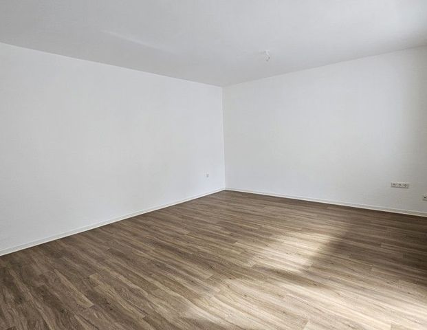 Ihr neues Zuhause: großzügige 3-Zimmer-Wohnung im EG - Foto 1