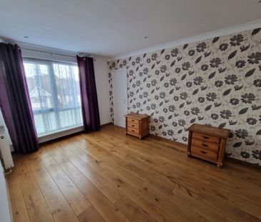 2 Bed Flat, Farm Avenue, NW2 - Photo 1
