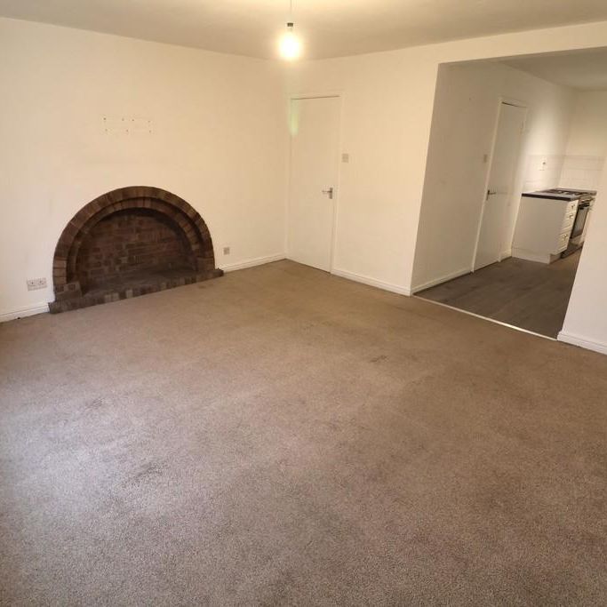 2 bedroom maisonette to rent - Photo 1