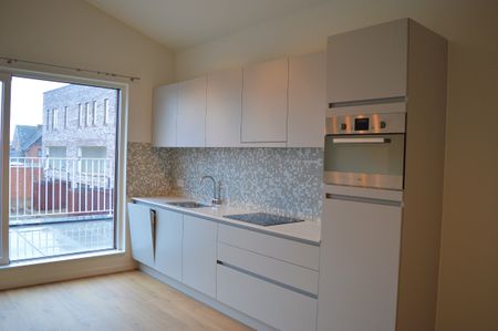 Modern appartement met terras, staanplaats en lift - Photo 5