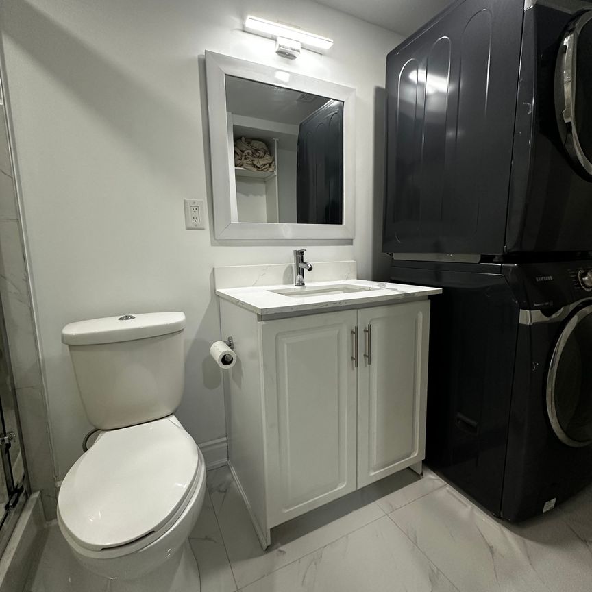 For Lease - 1198 Blueheron Boulevard Unit# Basment, Mississauga, Ontario - Photo 1