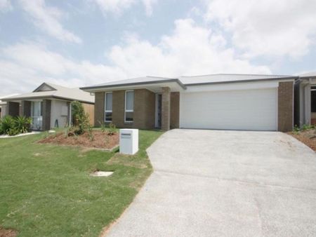 Don't miss it! 2 living areas and A/C - Photo 5
