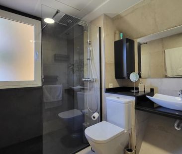 Dúplex de alquiler en Avenida Carlos Haya, La Florida - Parque Norte - Photo 2