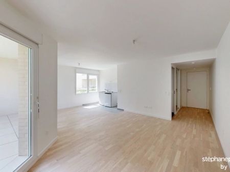 Location Appartement 1 pièces 37 m2 à Noisy-le-Grand - Photo 2