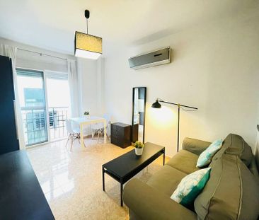 Alquiler de piso en Calle César Arbasia, 10 - Photo 1