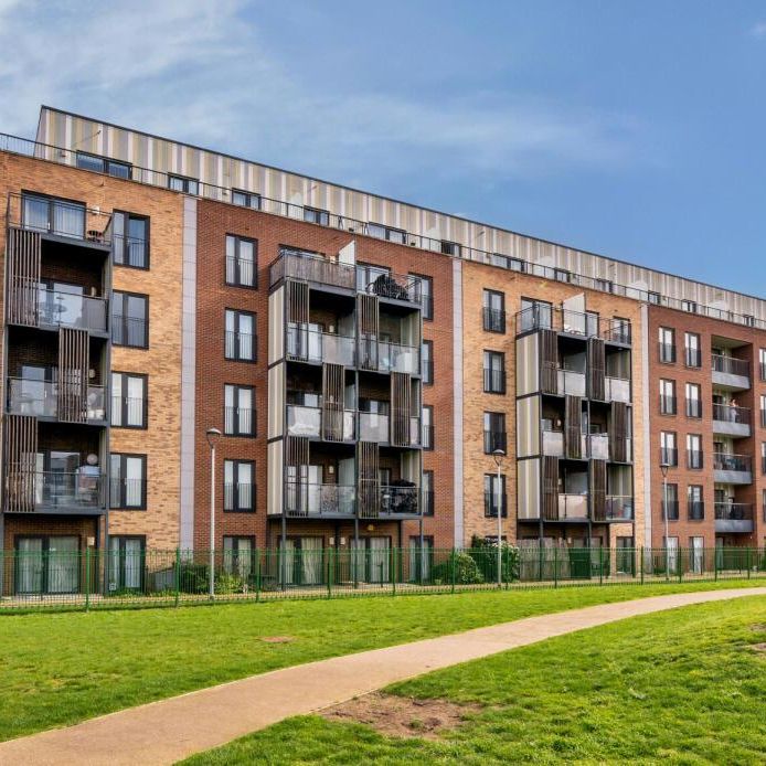 1 bedroom penthouse to rent - Photo 1