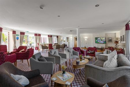 2 bedroom apartment to rent - Photo 4