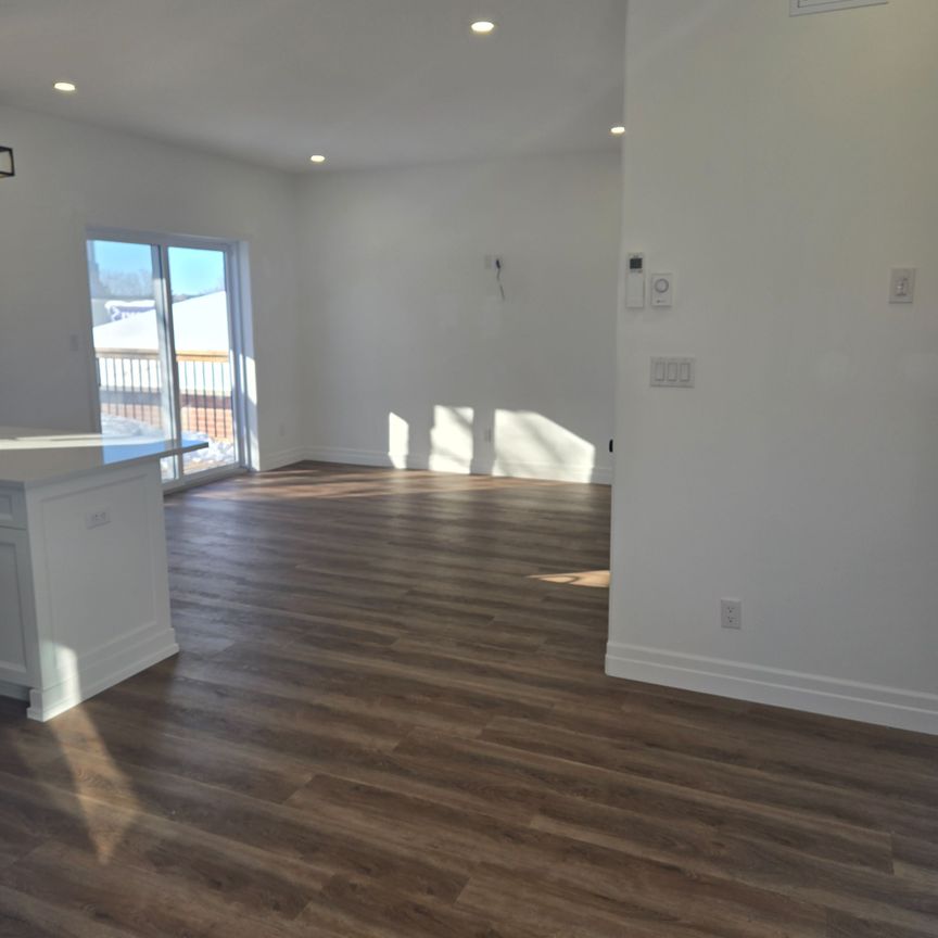 For Lease - 45 Heber Street Unit# 2, Quinte West, Ontario - Photo 1