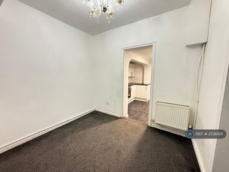 3 bedroom terraced house to rent - Photo 2
