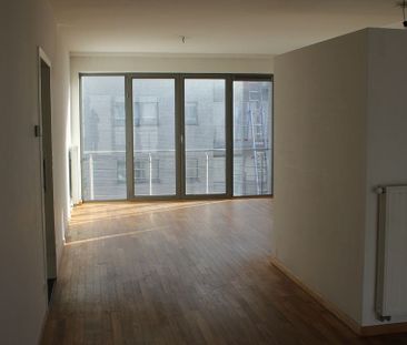 Appartement te huur in Schaarbeek voor € 1.250 met 2 slaapkamers - Foto 1