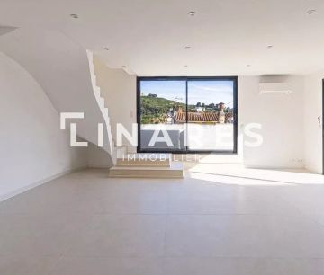 Maison • Bompard - Photo 1