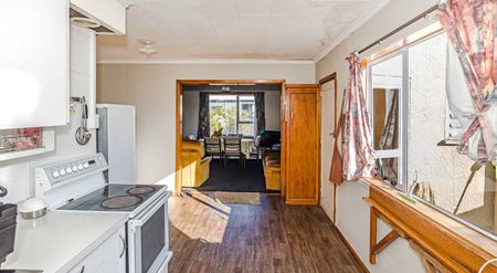 CHARACTER FAMILY HOME - Photo 4