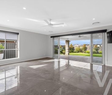 15 Kaiyin Street, Fletcher NSW 2287 - House For Rent | Domain - Photo 2