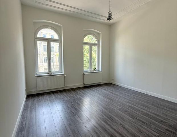 Große 3-Raum-Wohnung inkl. hochwertiger Einbauküche in der Altstadt! - Photo 1