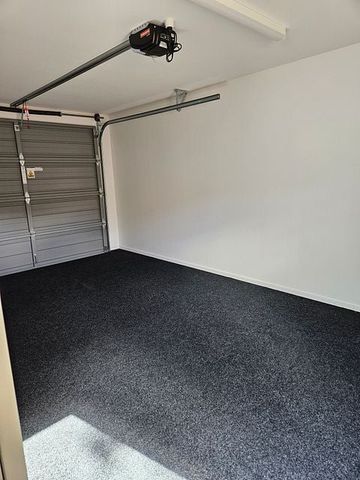 Modern 3BR Townhouse in Hoon Hay! - Photo 4