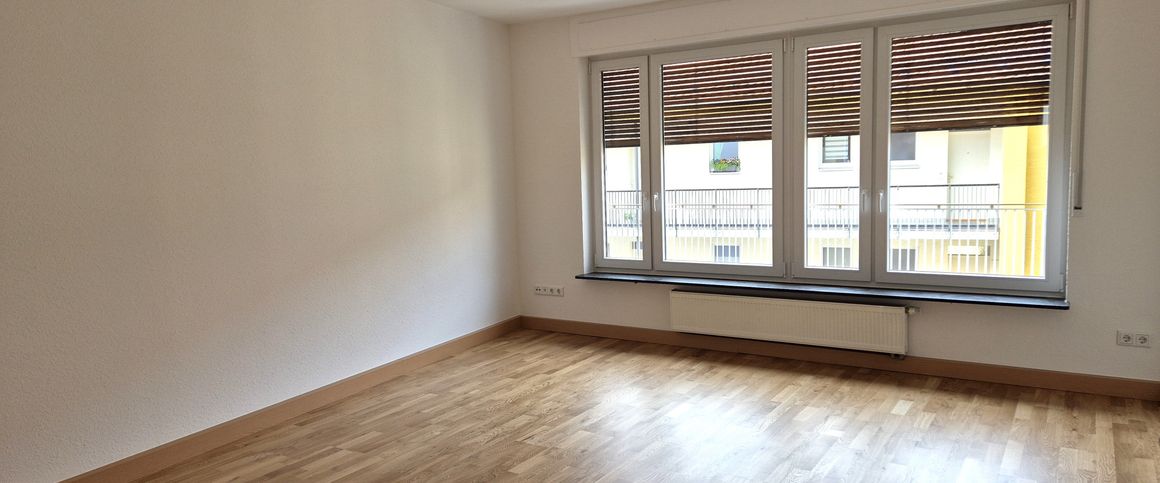 *Nürnberg-Altstadt - renoviert- 3 Zimmer - Bad mit Fenster - frei* - Foto 1