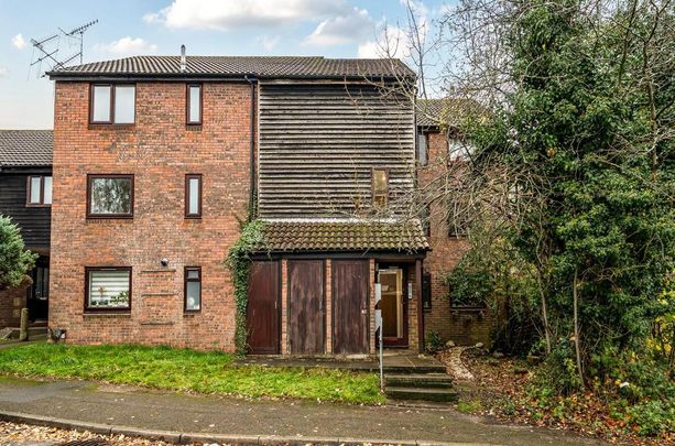 1 bedroom flat to rent - Photo 1