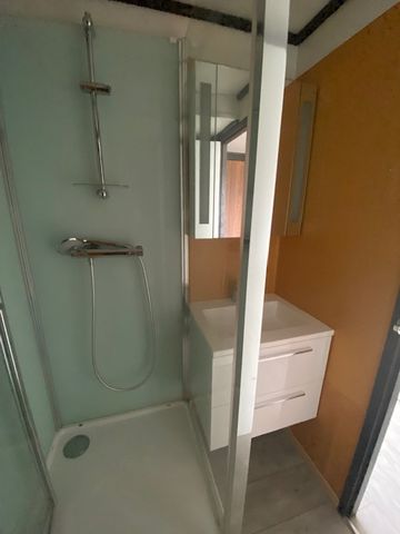 Location Appartement 1 pièce 17m² - Photo 4