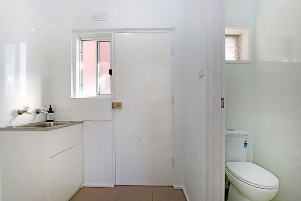 4/5 Quandong Street, Thomastown VIC 3074 - Photo 1