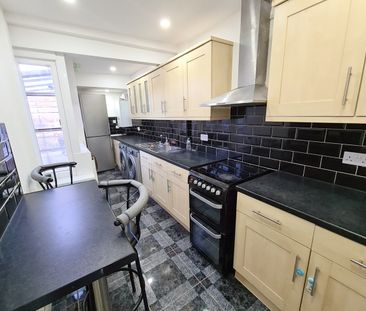 3 Bed Terraced House, Shakespeare Street, CV2 - Photo 5
