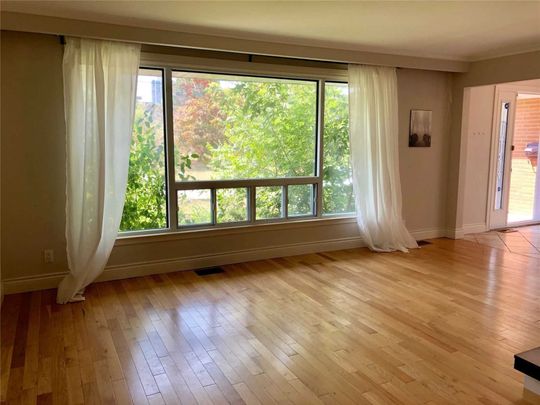 For Lease - 15 Bowerbank Drive, Toronto, Ontario - Photo 1