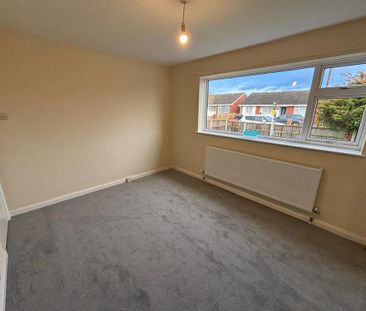 2 bedroom semi-detached bungalow to rent - Photo 3