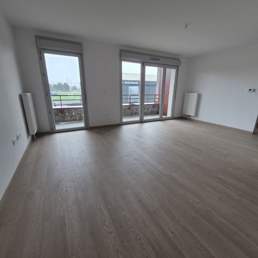 Location Appartement 2 pièces 49m² VALENCIENNES 59300 - Photo 1