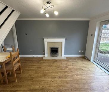 2 bedroom townhouse to rent - Photo 1