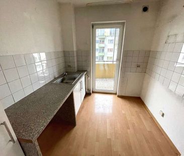 Das doppelte Lottchen - 1. &amp; 3. OG, 2-Zimmer Wohnung mit Balkon! - Photo 3