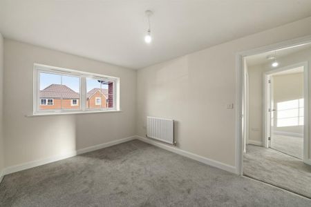 3 bedroom detached house to rent - Photo 4
