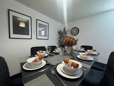Cambrian Terrace, Beeston, Leeds - Photo 2
