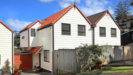 3 Bedroom House in Remuera - Photo 4