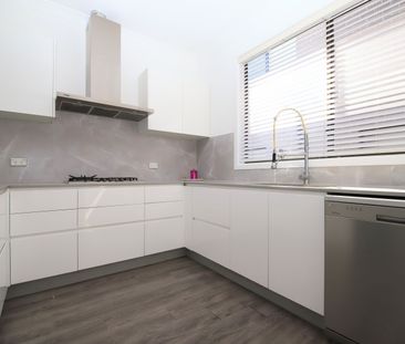 Renovated Two Bedroom Home - Photo 2