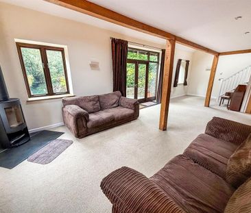 3 bedroom barn conversion to rent - Photo 6