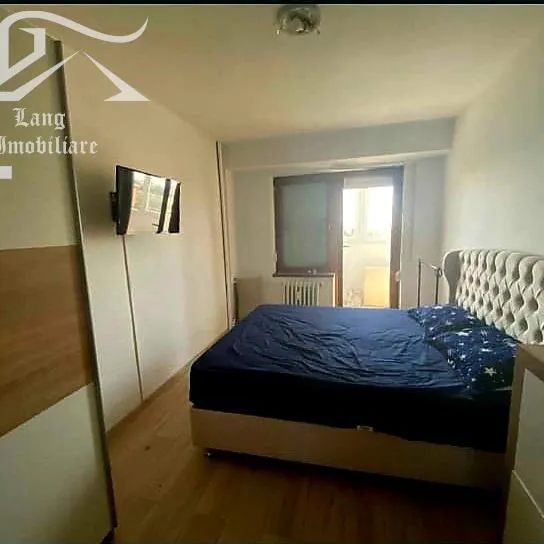 De inchiriat apartament 3 camere CENTRAL! - Fotografie 1