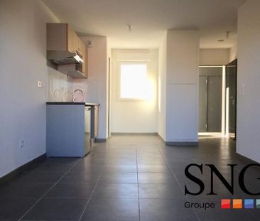 T2 AVEC BALCON ET PARKING - Photo 2