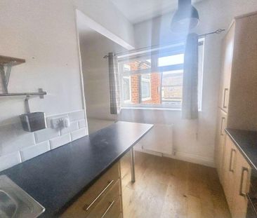 2 bed upper flat to rent in NE26 - Photo 6