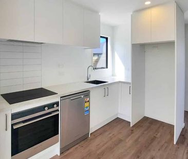 Two Bedroom Townhouse In Phillipstown - Photo 5