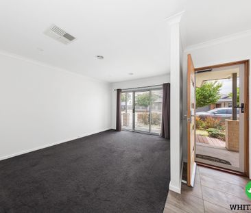 12 Graziers Road, Googong NSW 2620 - House For Rent | Domain - Photo 1