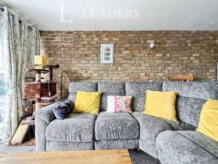 Churcher Close, PO12 - Photo 5