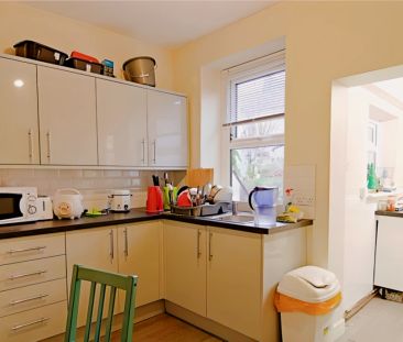 3 Bed 1 Bath - Photo 5