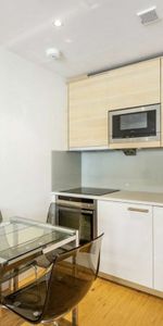 Townmead Road, SW6, London - Photo 4