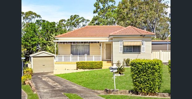 Stunning View and Brilliant Backyard! - Photo 1