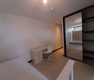 Room in a Shared Flat, Riverside View, RG1 - Photo 1