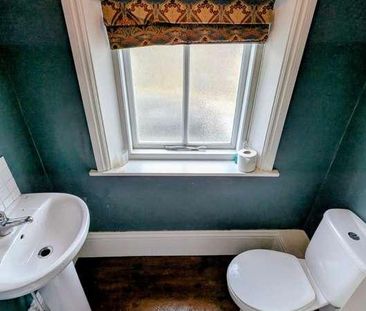 Selborne Terrace, Shipley, BD18 - Photo 1