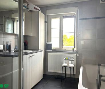 Lichtrijke woning met 3 slaapkamers en tuin gelegen te Zoerle-Parwijs. - Photo 1