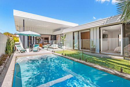 54 Leyte Avenue, Palm Beach QLD 4221 - House For Rent | Domain - Photo 3