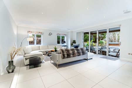 Available furnished from 30/01/2026 - Photo 2